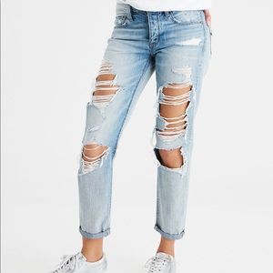 American Eagle Tomgirl Distressed Jeans